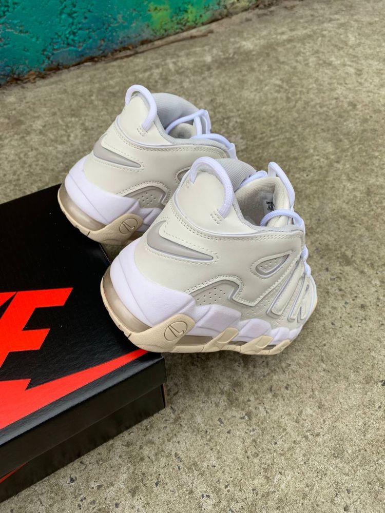 Buty Nike Air More Uptempo beige damskie