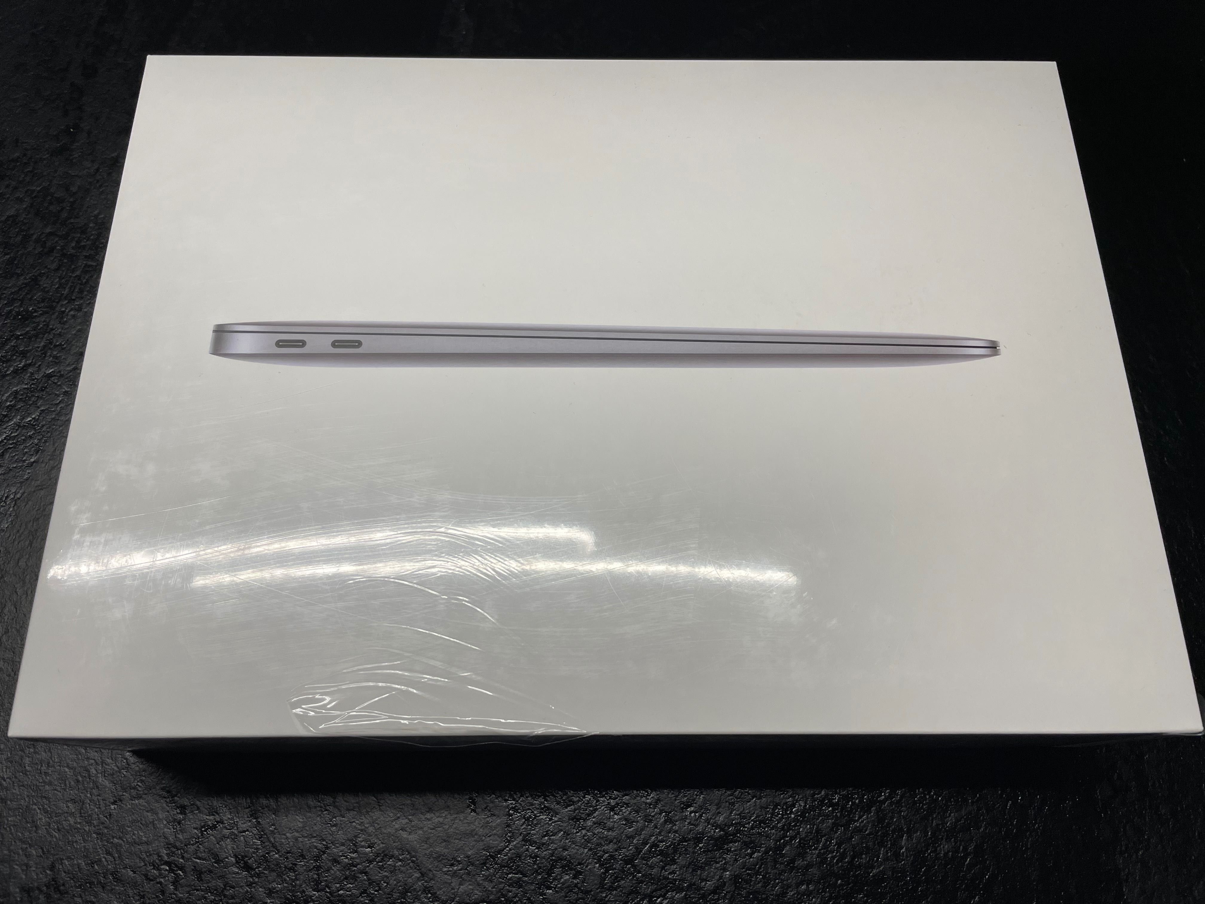 Nowy MacBook Air 13"  M1 8GB RAM, 256 GB SSD 24 m-ce gwarancja Poznań