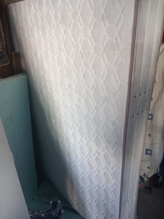 Vendo esta cama Foi toda restaurada