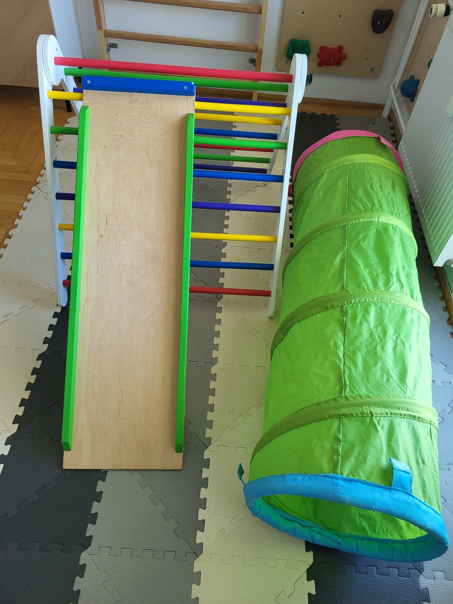 Trójkąt Piklera / drabinka + zjeżdżalnia + tunel ikea gratis