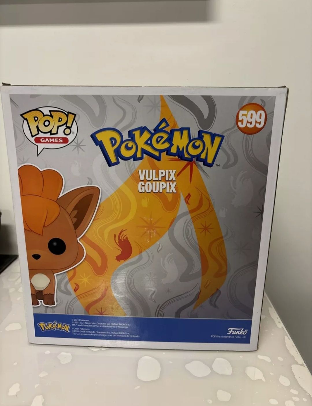 Funko pop 599 Vulpix Jumbo size