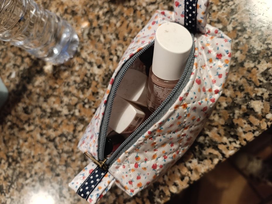 Bolsa para maquiagem