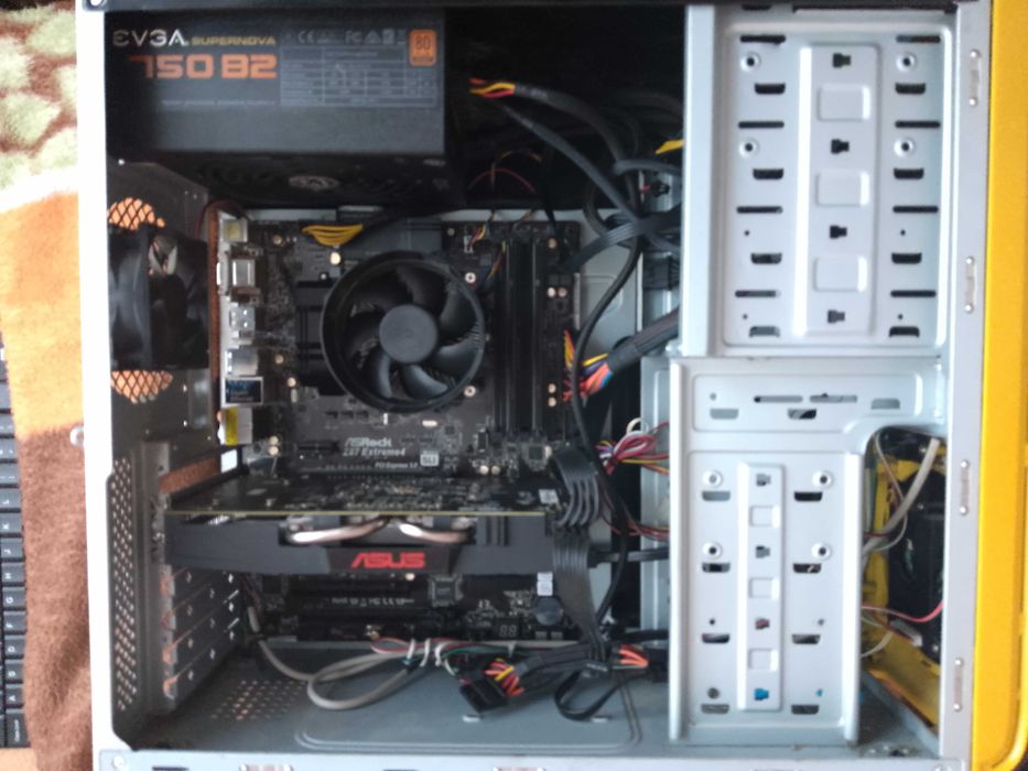 Komputer Asrock Z87 extreme4 I5-4590S Rx570 4gb 16gb ddr3 128 ssd 750w