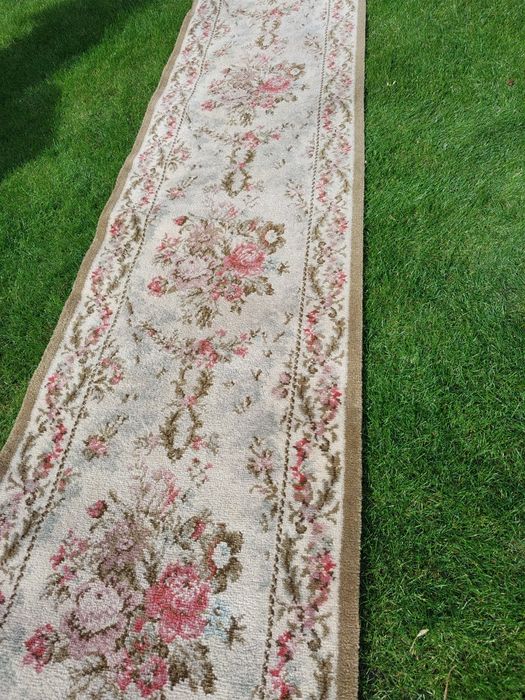 Chodnik długość 340 cm szerokość 68 cm stan jak na zdjęciach