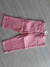 Nowe jeansy 3/4 r.146