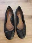 CLARKS balerinki z kokardka skora naturalna skorzane Rozmiar 39