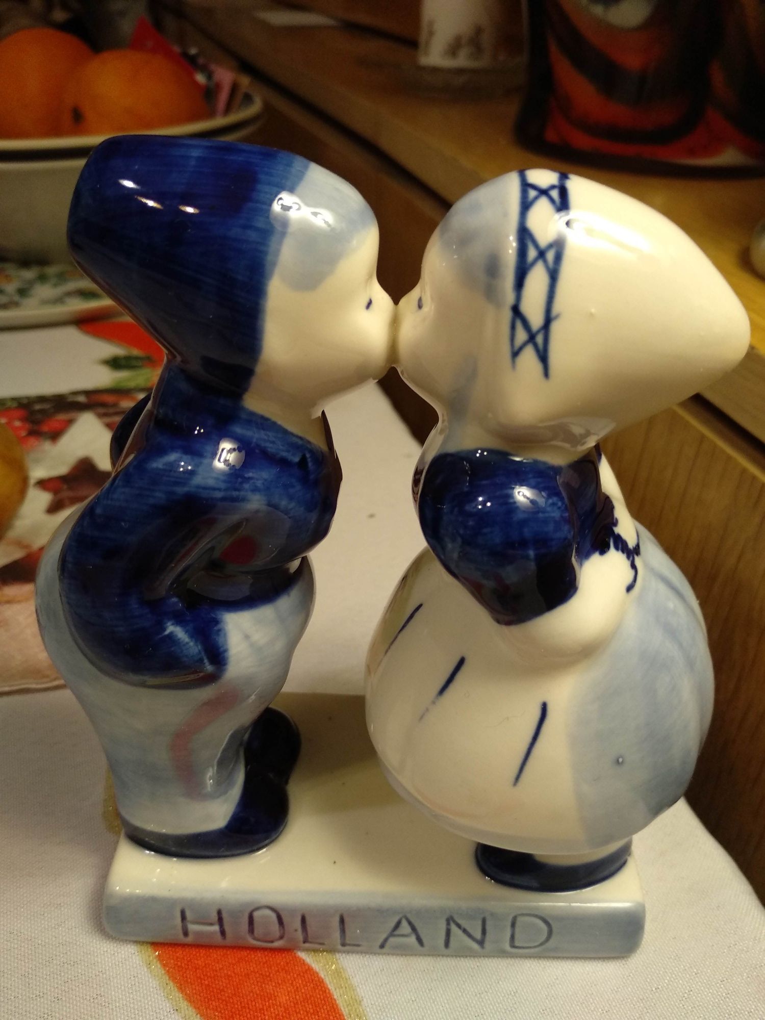 Figurka para zakochanych.