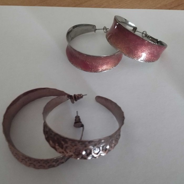 Brincos novos , bronze, rosa e prateado
