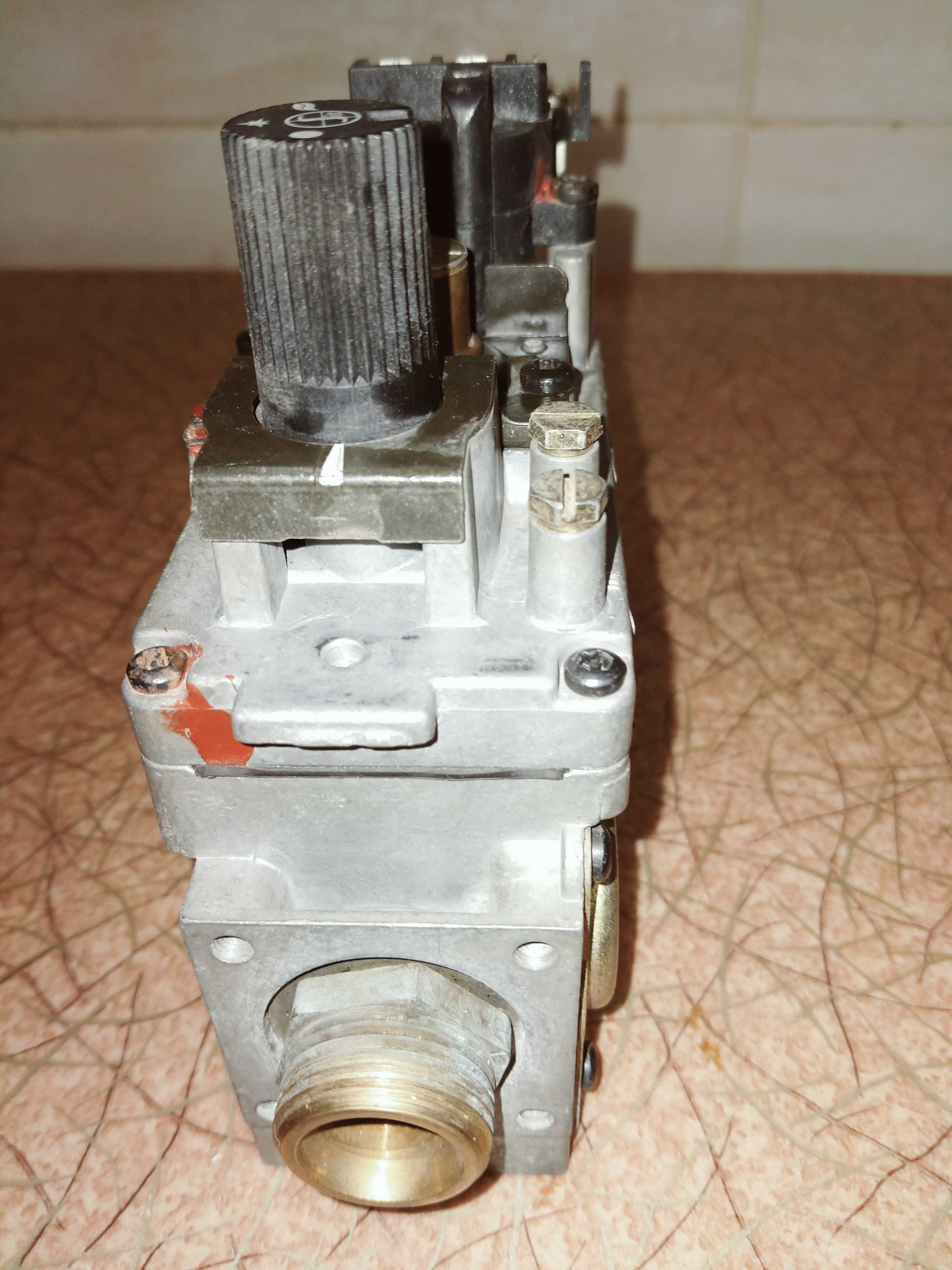 Продам газовый клапан Sit 820 NOVA.БУ.Рабочий