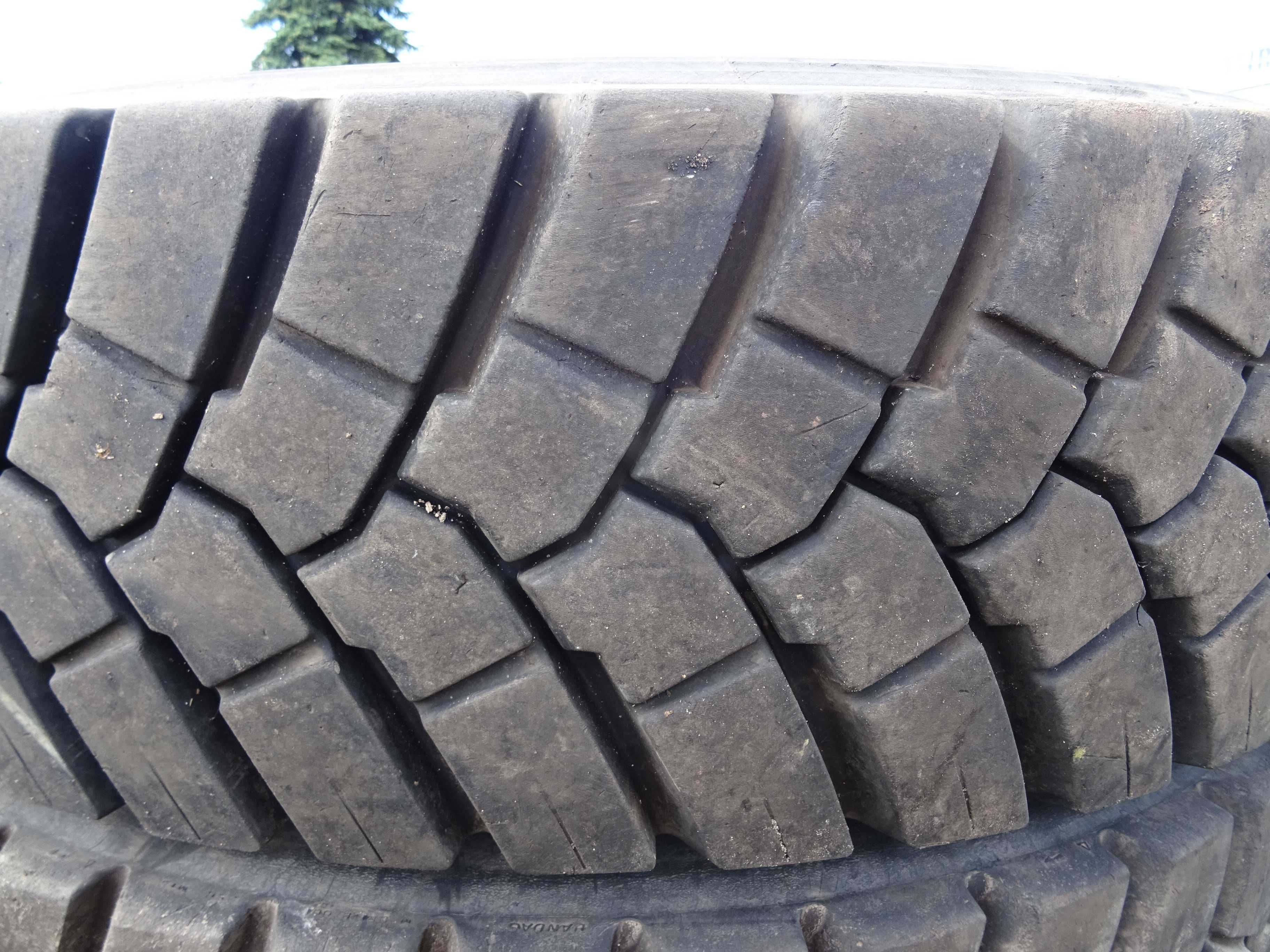 Opona 13R22.5 Typ Bridgestone M Drive 001