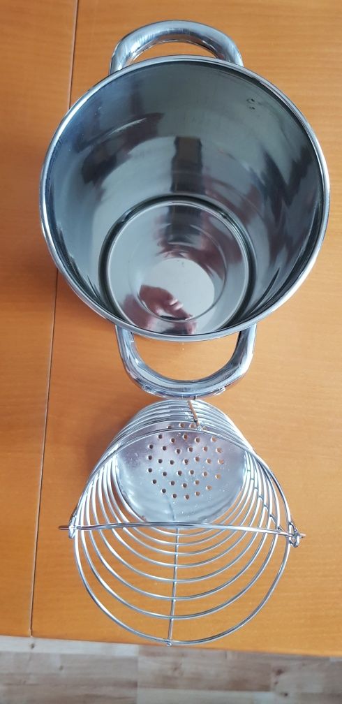 Pojemnik na lód do chłodzenia napoi alkoholi nowe polecam super sprawa