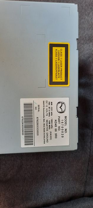 Оригінальна штатна магнітола Mazda