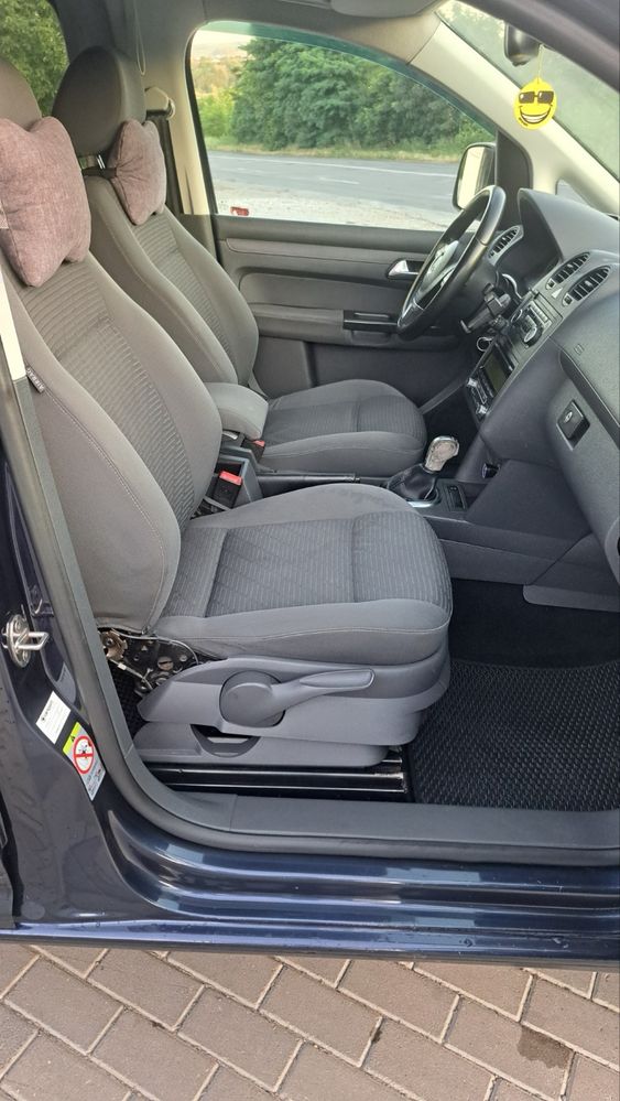 Продаж Volkswagen Caddy 2011 рік