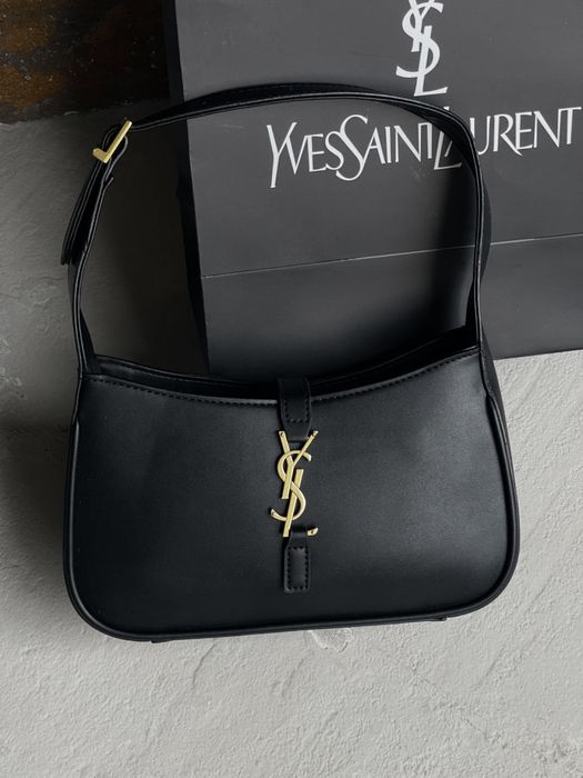 Сумка Yves Saint-Laurent Hobo Le 5 À 7