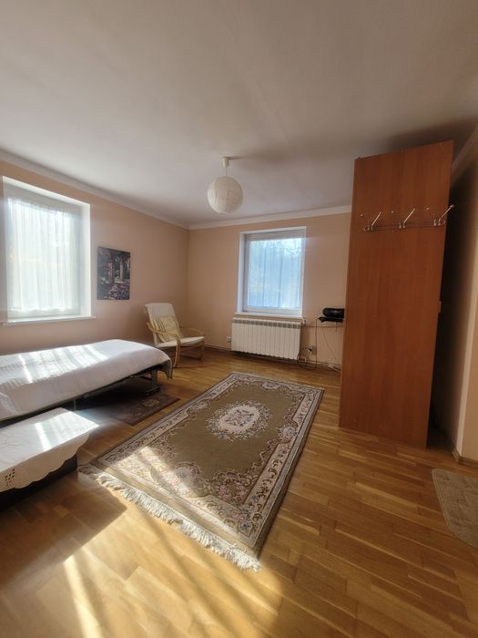 Dom z 2002 roku parterowy 75m2 z poddaszem.działka 1320 m2