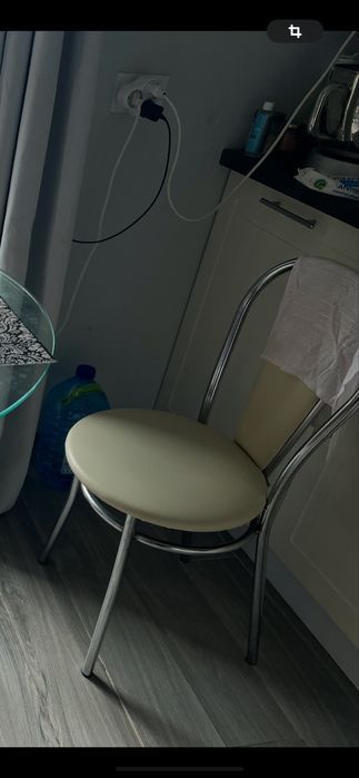 Продам столики журнальні