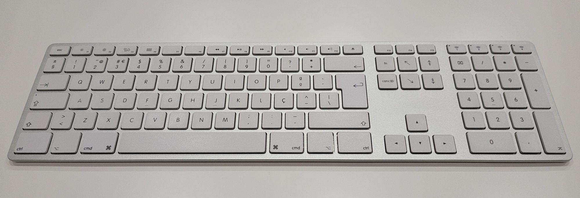 Teclado Bluetooth para 4 dispositivos