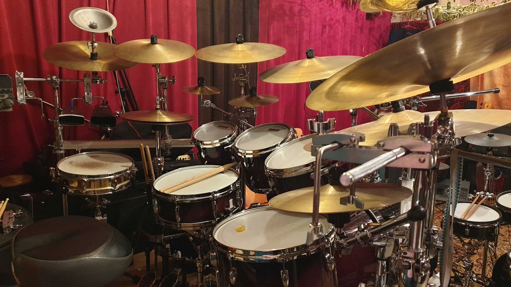 Perkusja Gretsch Renown Maple w kolorze cherry burst  shell set