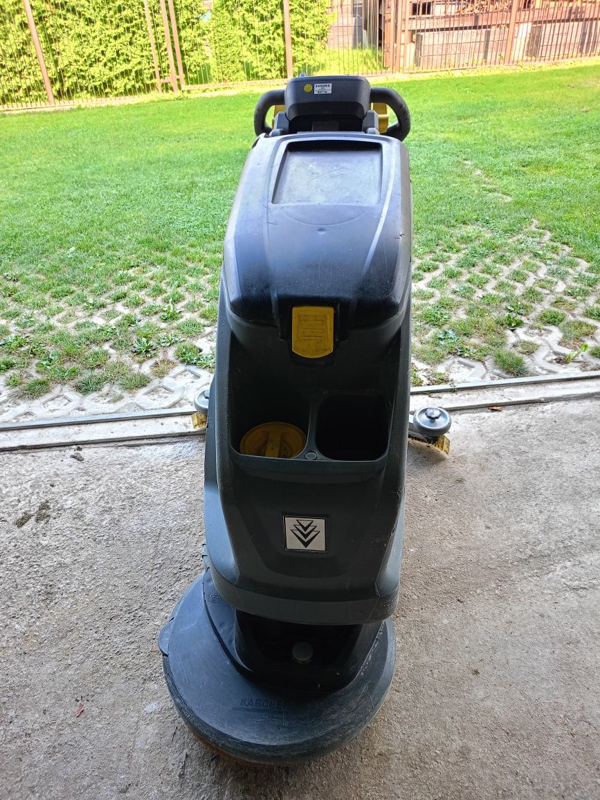 Szorowarka Karcher professional B 40 C