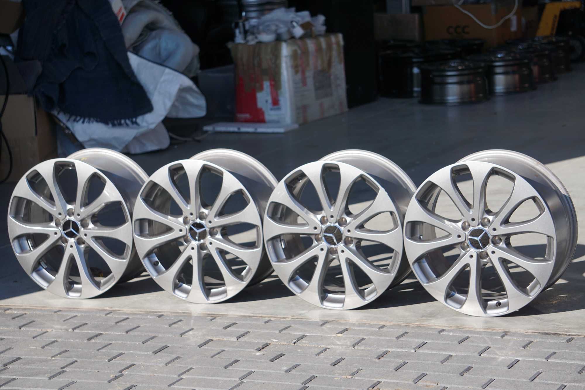 Alufelgi oryginał Mercedes GLC 5x112 8Jx18 et38 cb66,6 ładny stan