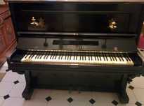 Piano vertical C. Rordorf & Cie. com mais de 100 anos