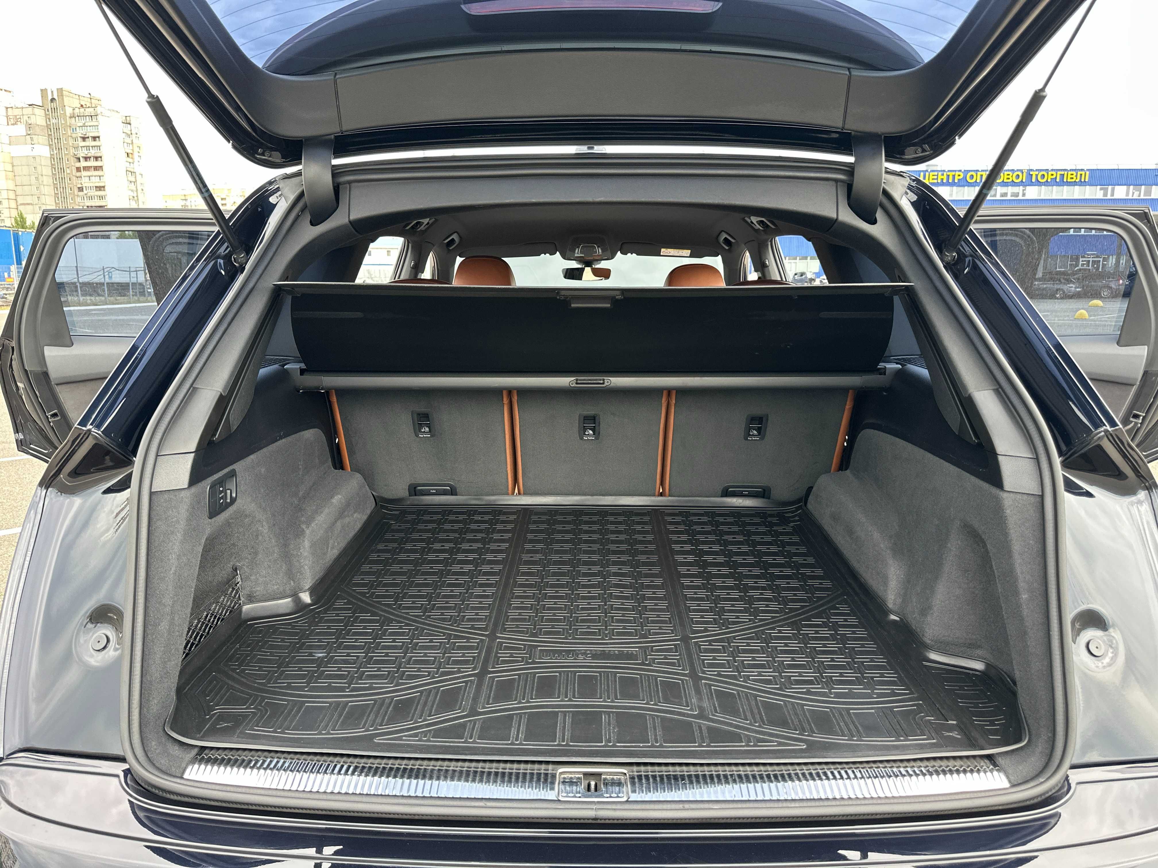 Audi Q7 3.0TDI V6 S Line