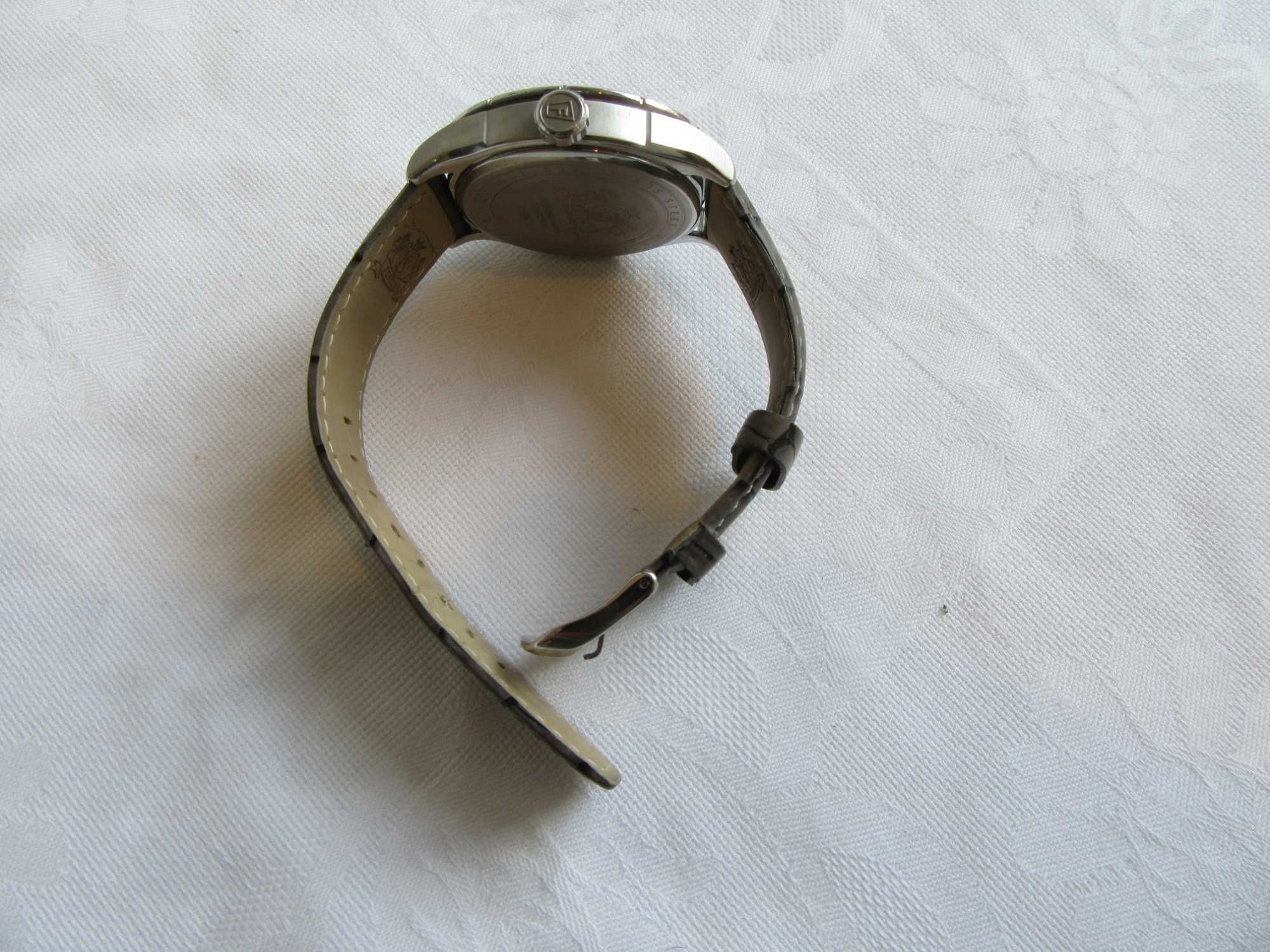 "FESTINA" (F16573) - Pouco uso - Bom estado