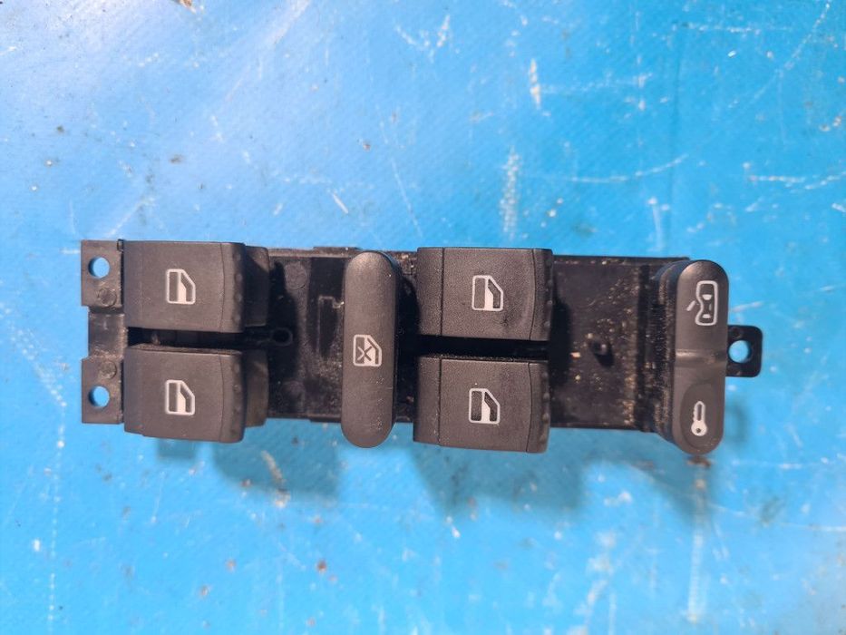 PRZEŁĄCZNIK SZYBY VOLKSWAGEN GOLF IV