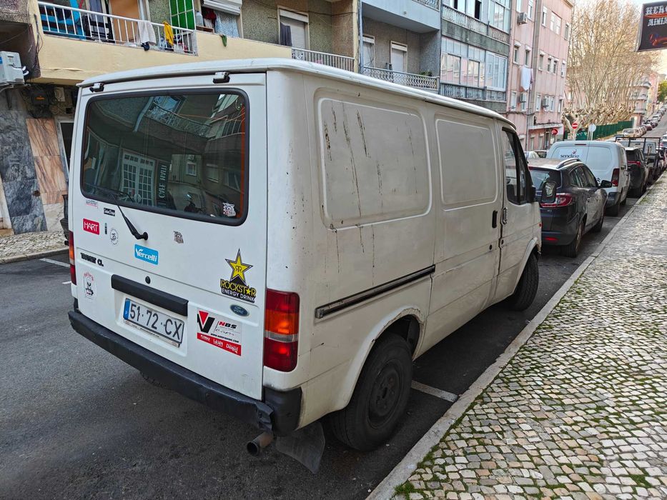 Aluguer de Carrinha Ford Transit