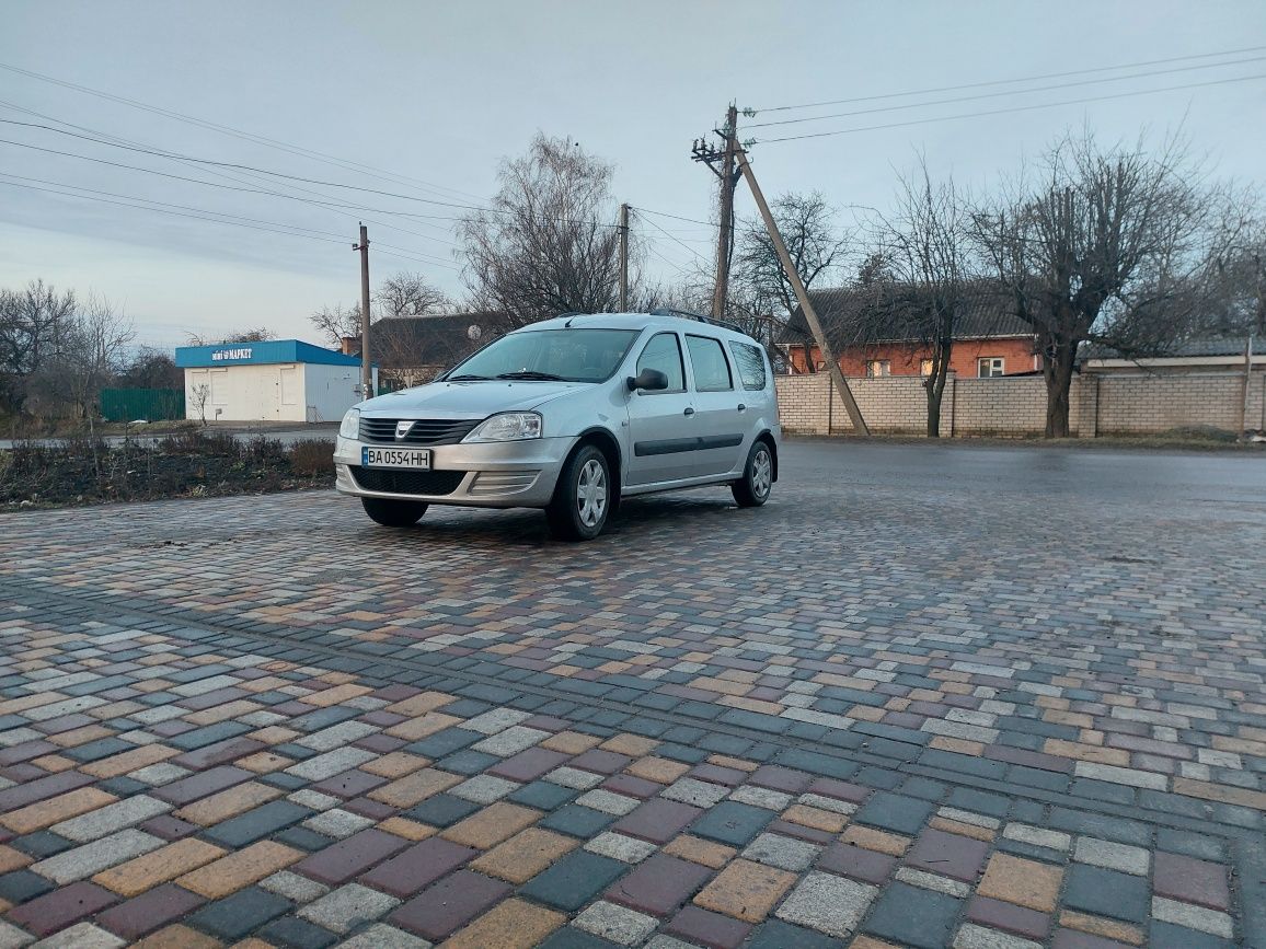 Dacia Logan універсал , 1.4 л, (2009р), як нова з салону (166тис.пробі