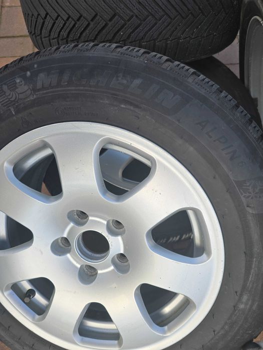 Opony Zimowe Michelin Alpin 6 195/65 R15
Tylko Po Dwóch Sezonach .