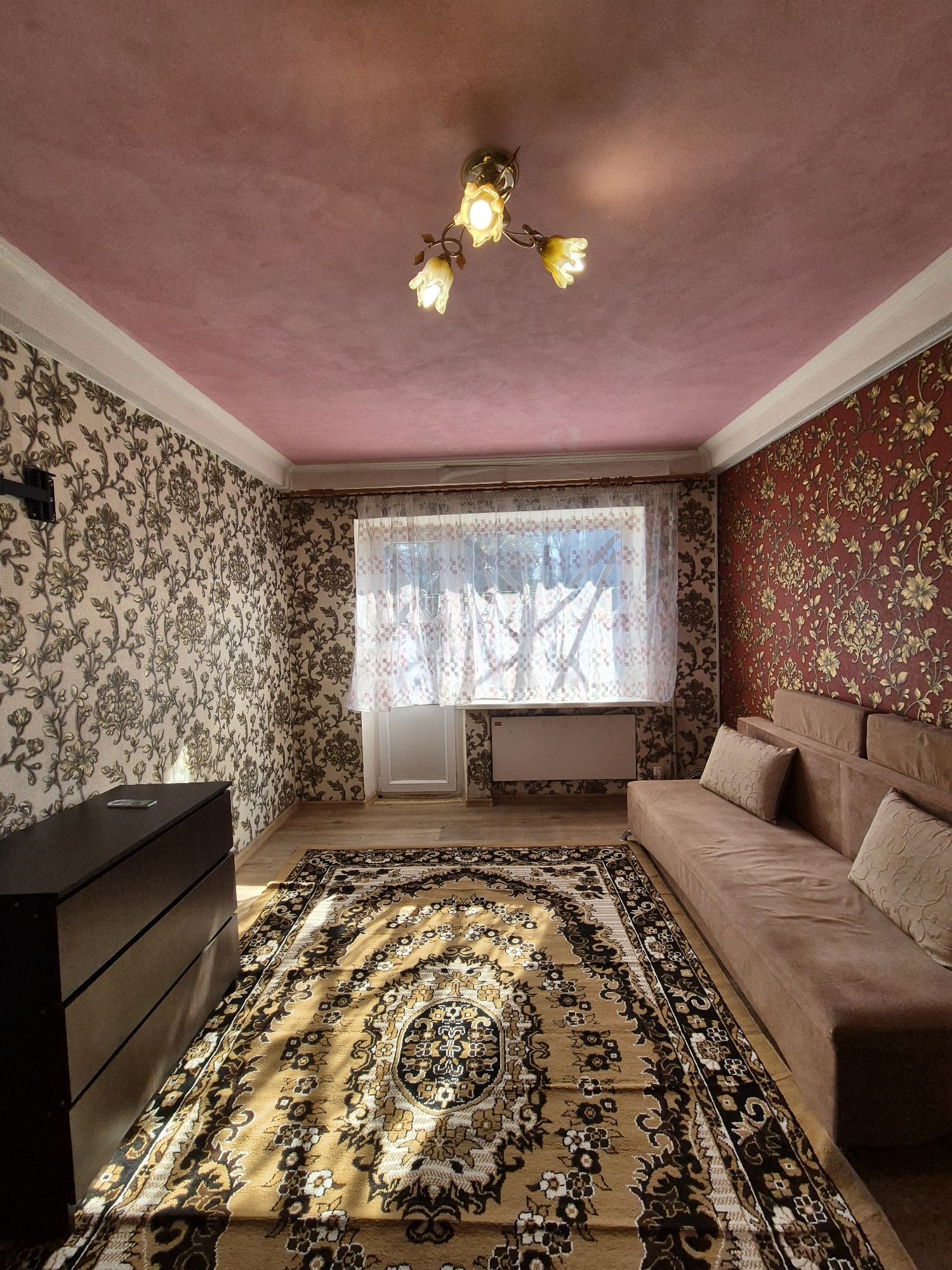 Cдам 1 к квартиру ,р-н Черемушки.