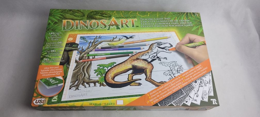 Dinos Art Podświetlana Pad do rysowania dinozaury