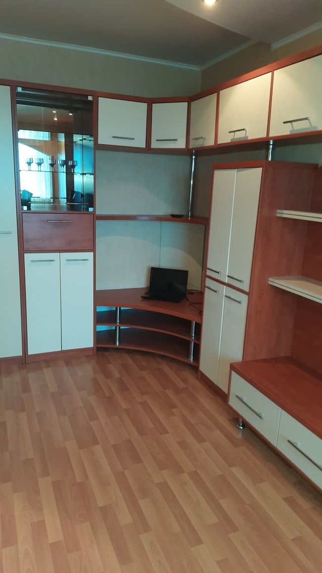 Центр Мукачево, є КОНДИЦІОНЕР .Біля ресторану Міленіум. Гарний краєвид