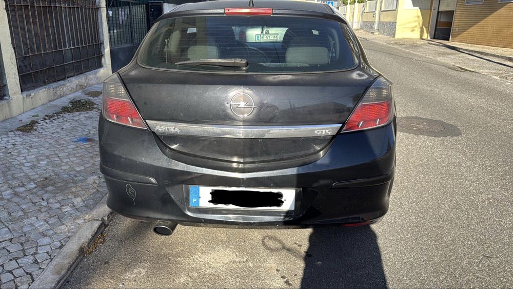 Opel Astra Gtc 2005
