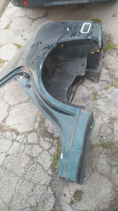 Lexus IS200 IS300 Ćwiartka błotnik tył