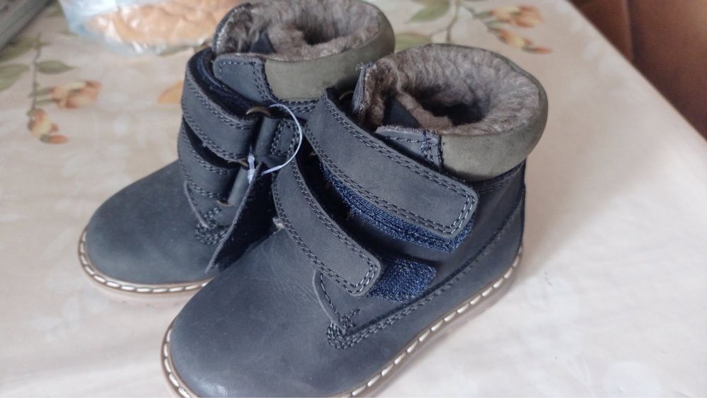 Новые детские сапожки ботинки на мальчика 23 24 размер next