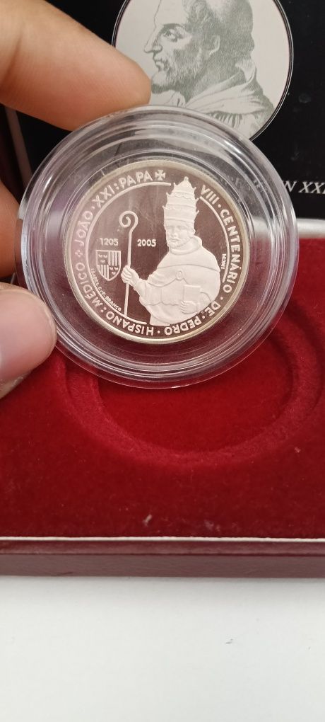 Vendo Moeda 5€ Prata Proof Papa João XXI – VIII Centenário (2005)