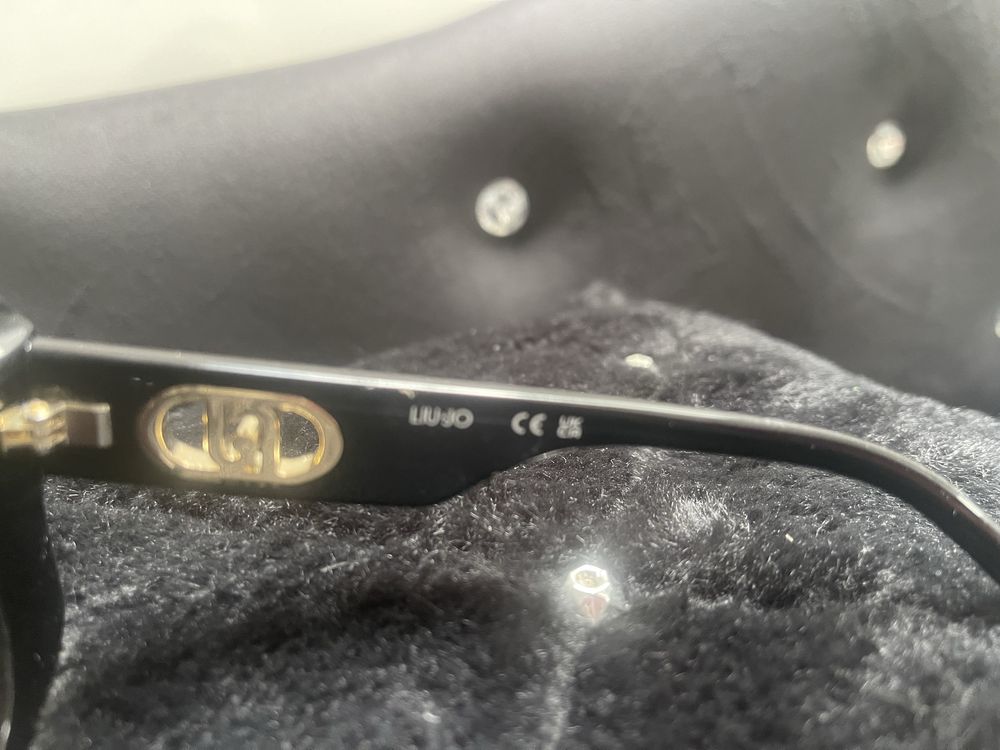 Nowe okulary tylko przy mierzone Liu Jo