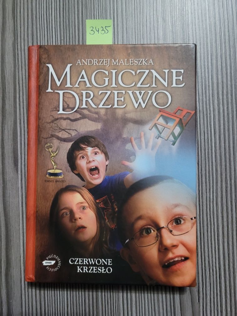 3435. "Magiczne drzewo" Czerwone krzesło" Andrzej Maleszka
