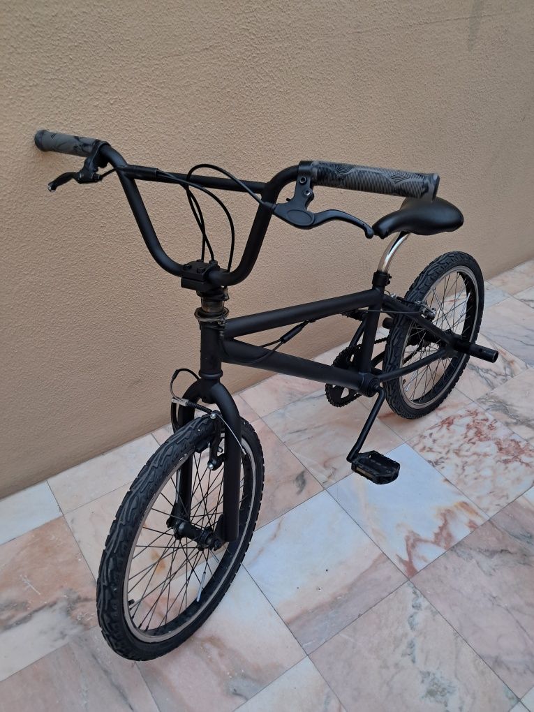 Bicicleta bmx usada