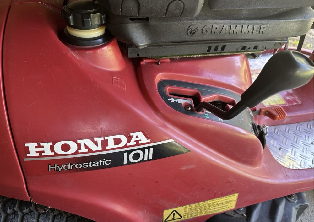 Traktorek kosiarka honda 1011