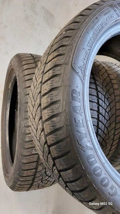 Opony zimowe Goodyear UltraGrip 195/50/16