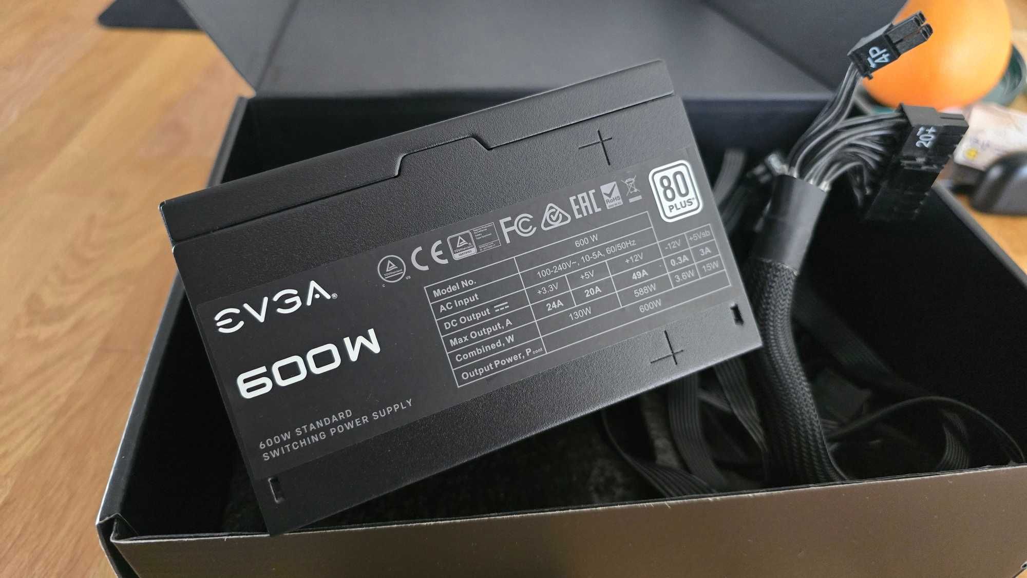 Zestaw: Grafika RTX 3060, Pamięć RAM DDR5 Kingston, Zasilacz EVGA