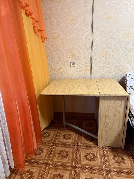 продам стол тумба