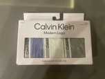 Calvin Klein . Набор трусиков 3 шт хлопок р М плюс еще одни в подарок