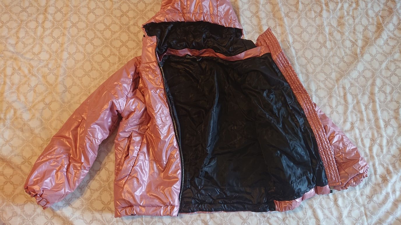 Куртка осіння на дівчинку (зріст 128 см)