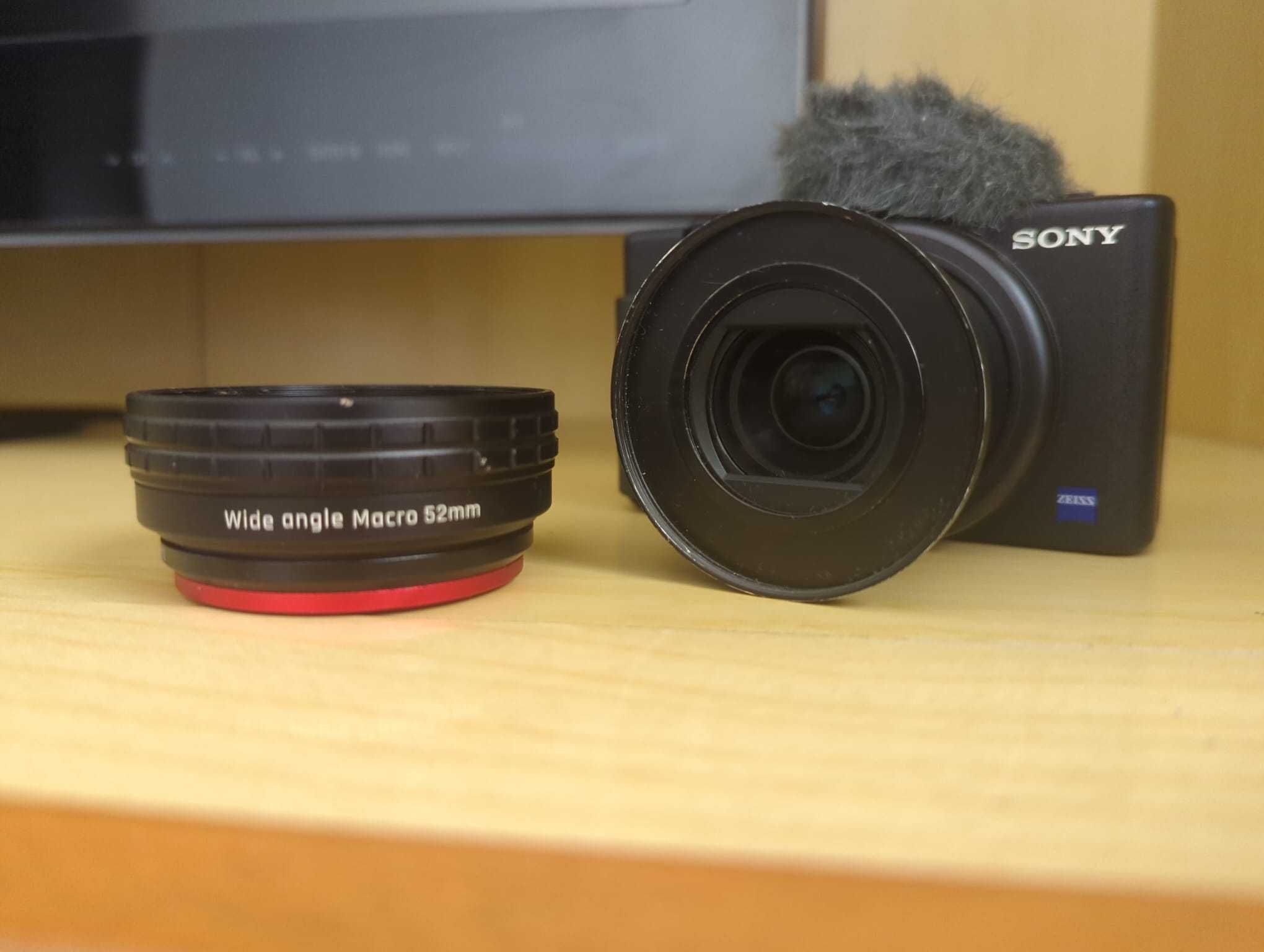 Sony ZV1 + Ulanzi WL-1 Wide