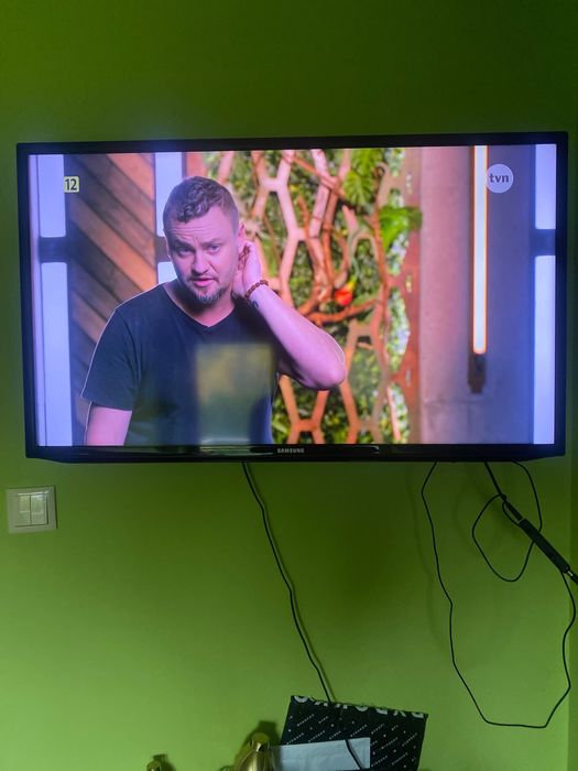 telewizor Samsung 40" cali LED full HD