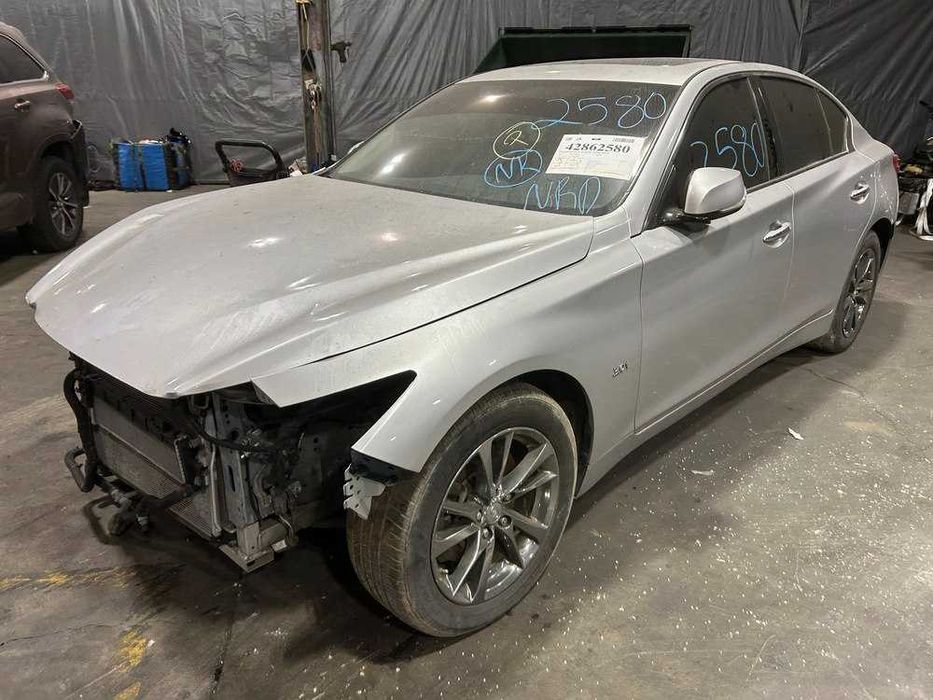 Infiniti Q50 AWD 2017 рік